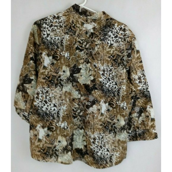 Christopher & Banks 3/4 Sleeve Brown, Tan, & White Floral Blouse Size Medium - Picture 2 of 5